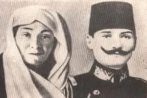 Zübeyde Hanım ve Atatürk: Bir Liderin Annesiyle Bağı