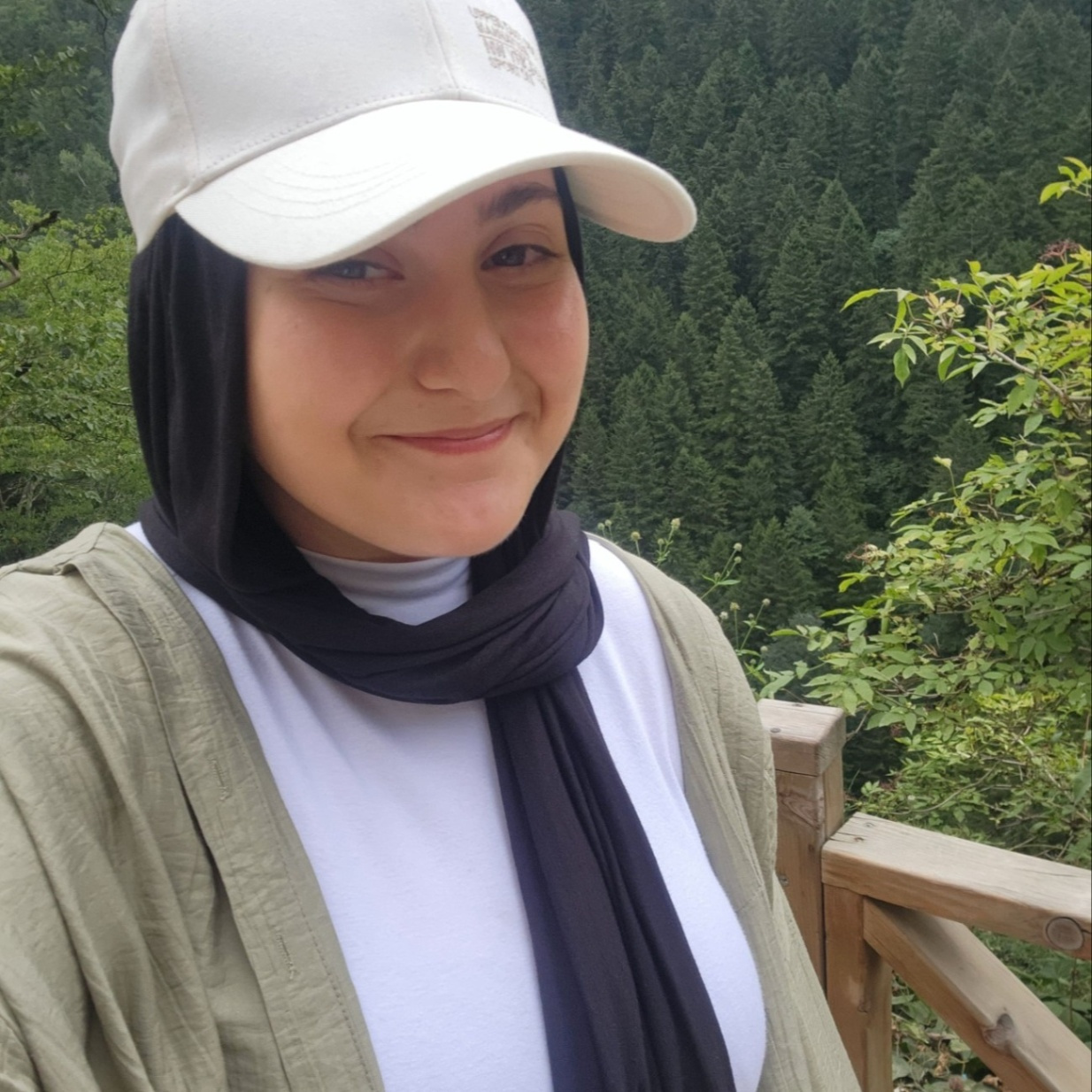 Rabia İnanç